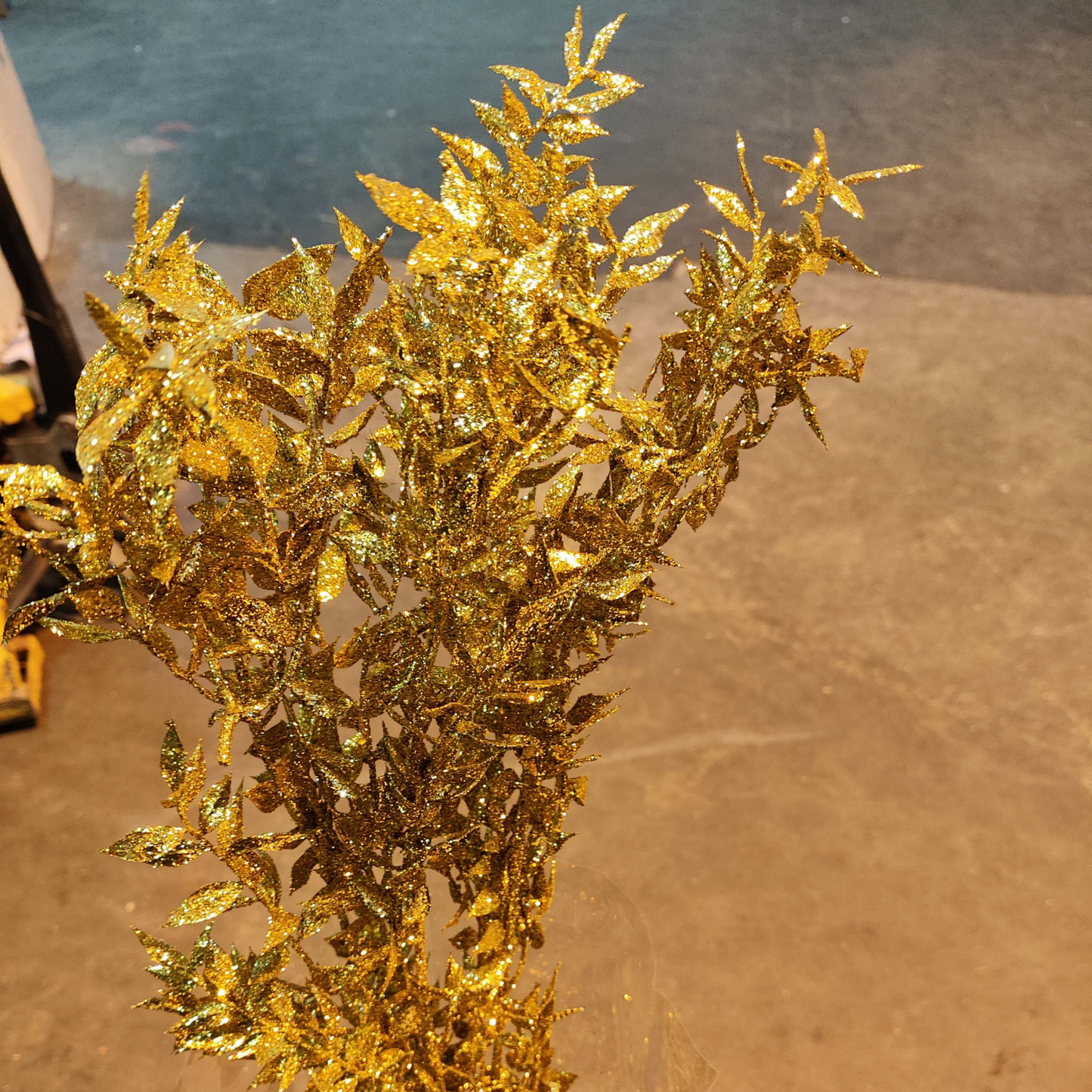 Dried Ruscus Dyed Glittered (5 Stems, 70cm) Multiple Colours